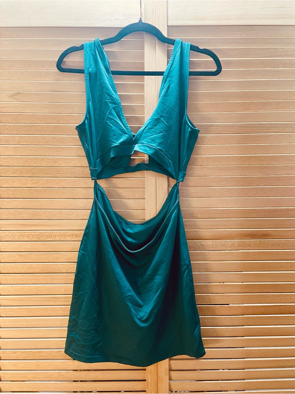 Forest Green Backless Cutout Dress with Front Twist, Size L